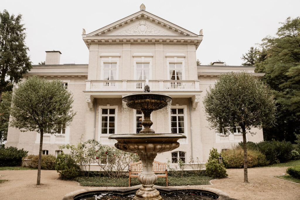 Hochzeitslocation in Brandenburg am Stettiner Haff Palac Manowce